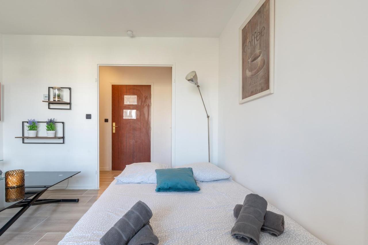 Family Travel Paris Apartment Bussy-Saint-Georges Exterior foto